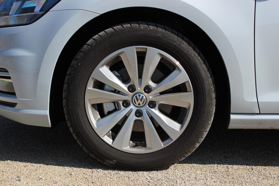 Колеса Volkswagen Golf TSI Variant 2017 года  (WW) (фото 31 из 31)